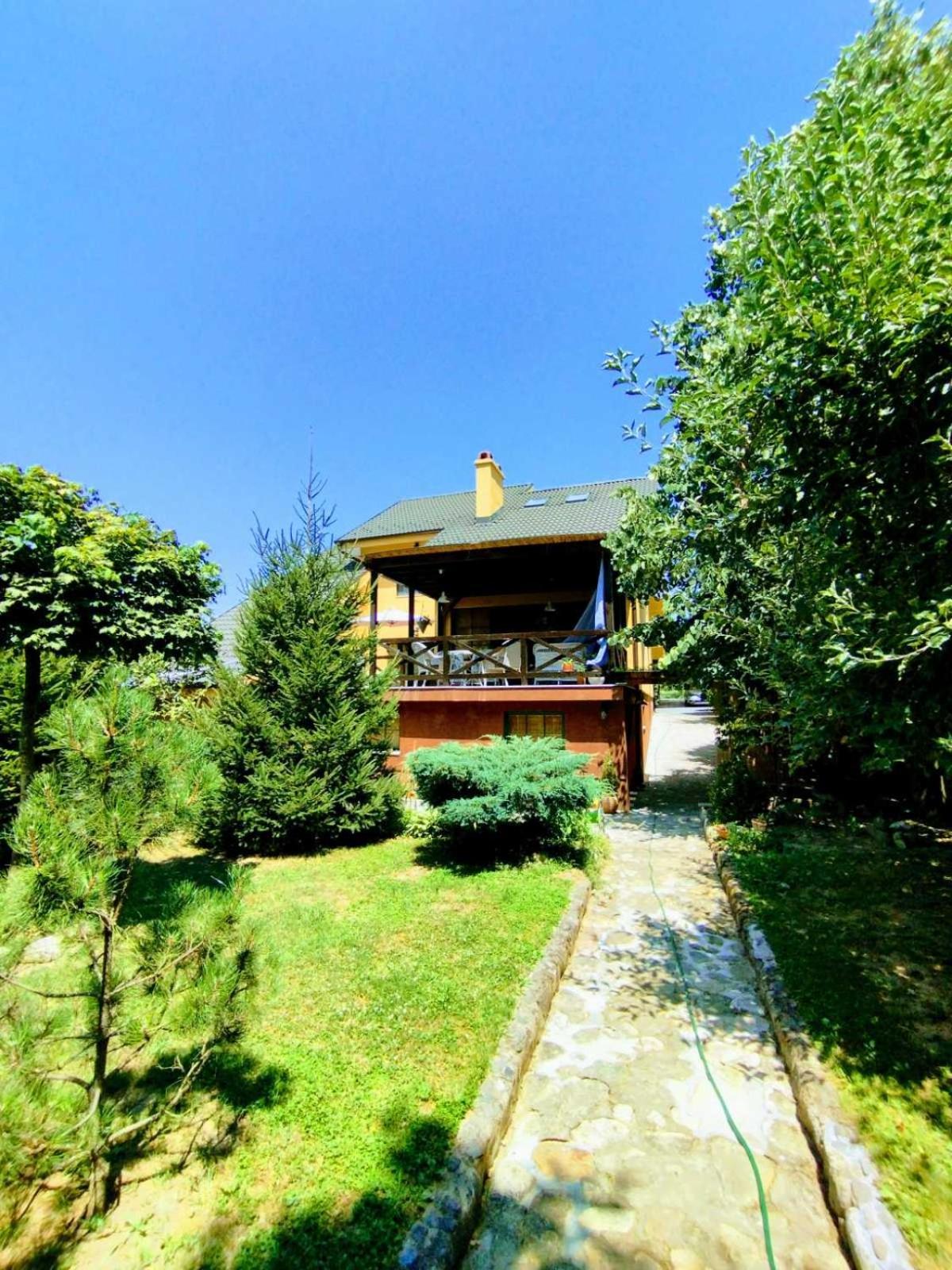 Guesthouse Silvani Kruševac Zewnętrze zdjęcie